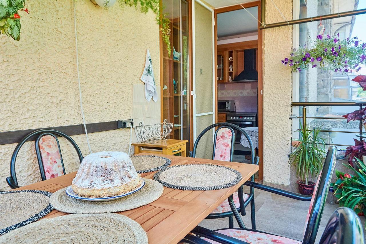 Apartment Dora Pomorie Exterior foto